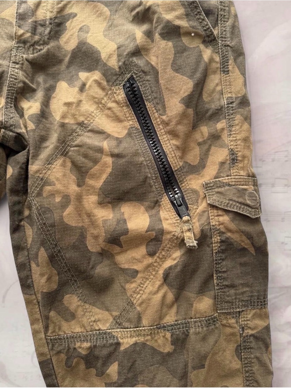 INC Camo Utility Cargo Capris - Olive Green - Picture 2 of 6